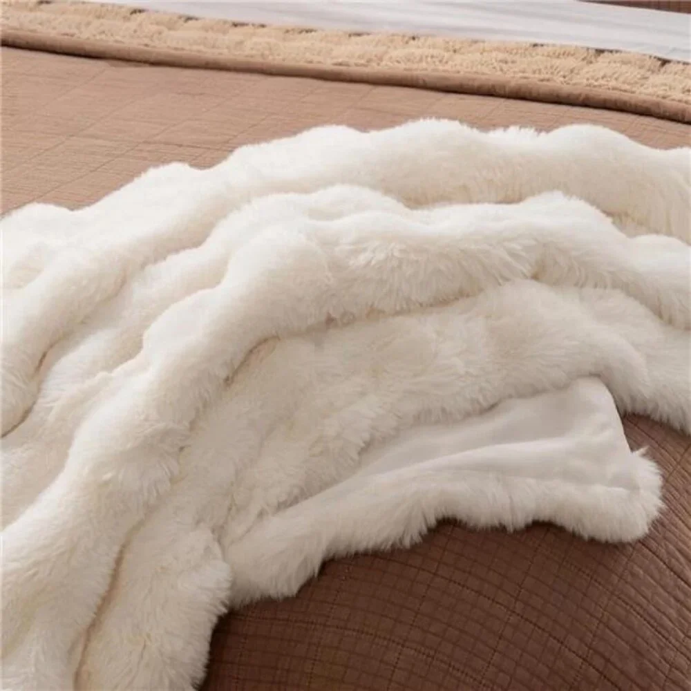 NEW West Elm Boho Ivory Faux Rabbit Fur Plush Throw Blanket Bedding - 50